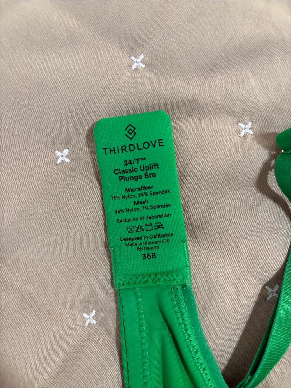 ThirdLove 24/7 Classic Uplift Plunge Bra & Lace Contour Plunge Bra 36B View 4